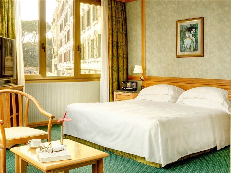 Hotel Beverly Hills 4*